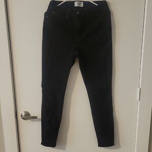 Denizen from Levi's Black Skinny Jeans